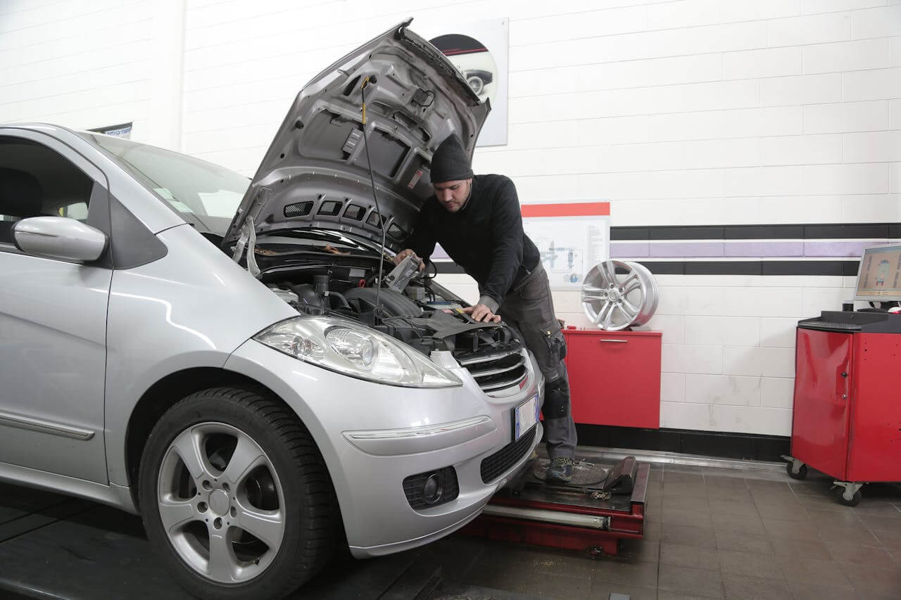 Professional car maintenance service by La Habra Automotive Professional car maintenance service by La Habra Automotive